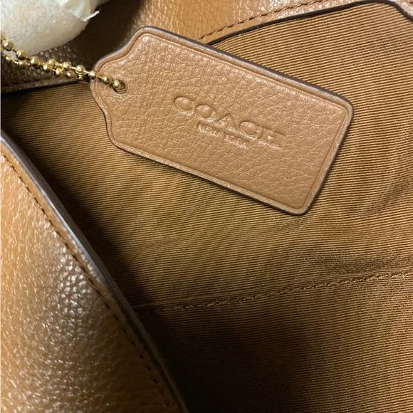 NWT Coach, pebbled, leather large, Lexy shoulder bag - Picture 10 of 14